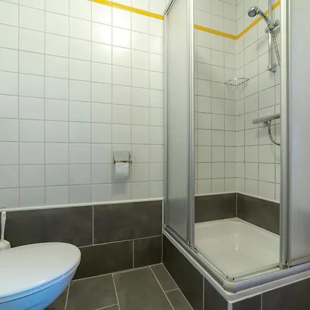 Haus Wendy Хостел *